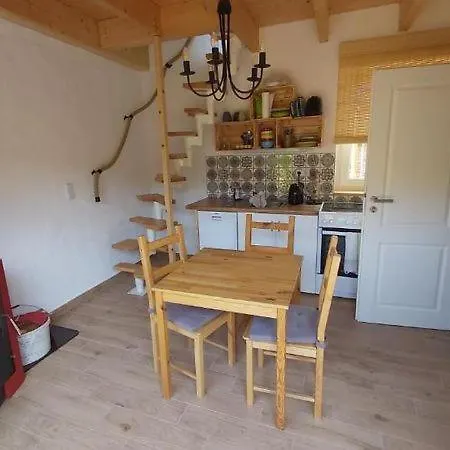 Schwalbenhaus-netzow تيمبلين